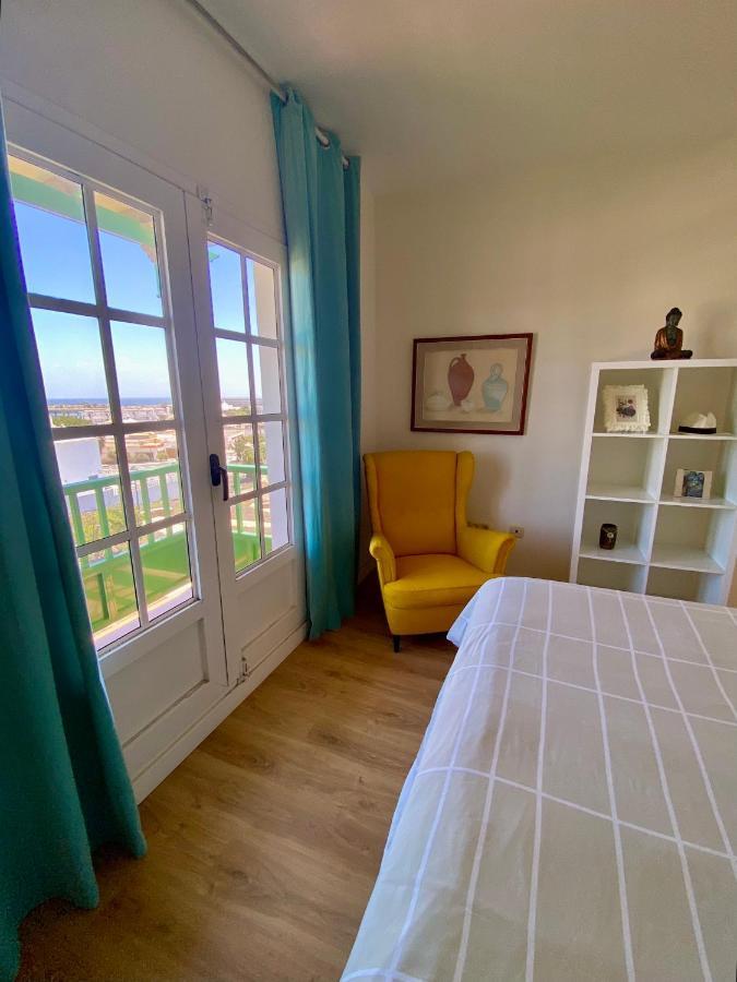 Apartamento Om Con Piscina Y Vistas Al Mar Apartman Costa Teguise Kültér fotó